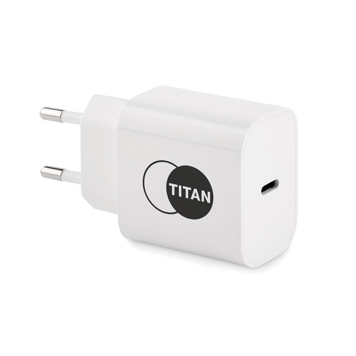 PLUGME - Cargador enchufe UE 2 polos