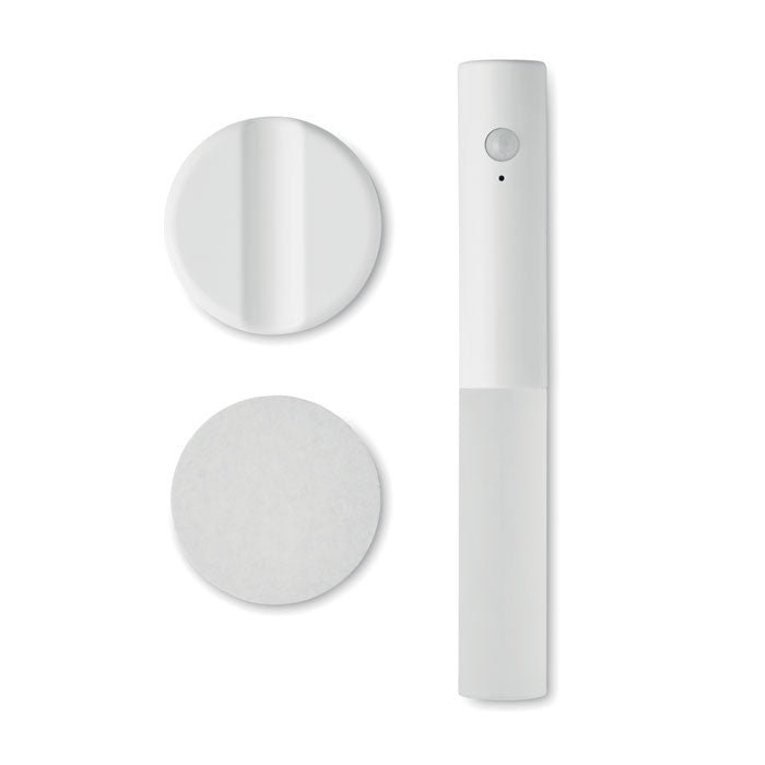 SENLUZ - Luz recargable y con sensor