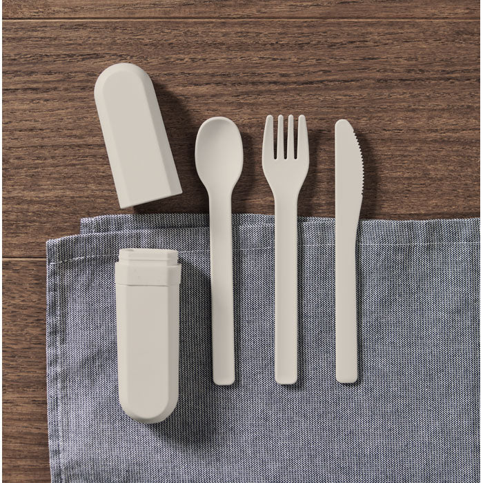 BITEFUL - Set de cubiertos y funda PLA