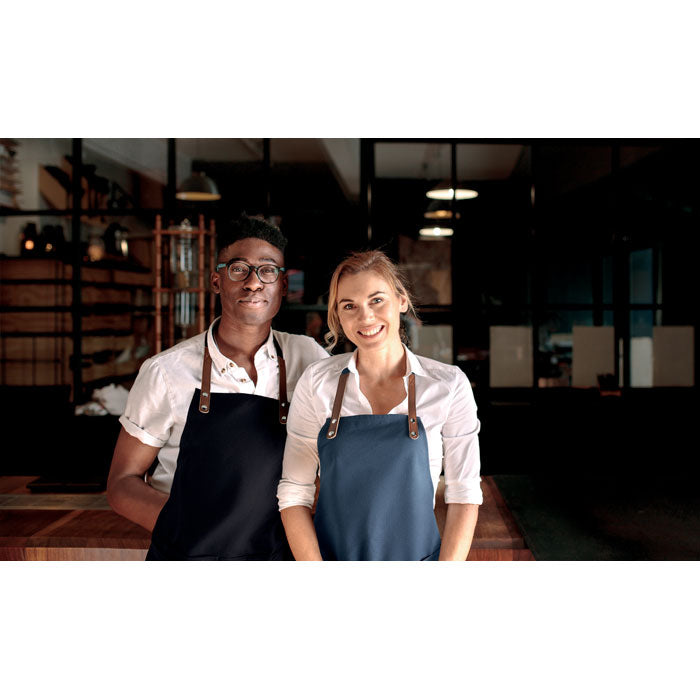 NAGPUR COLOUR - Delantal de cocina - Regalos Corporativos Personalizados · Clap Comunicacion