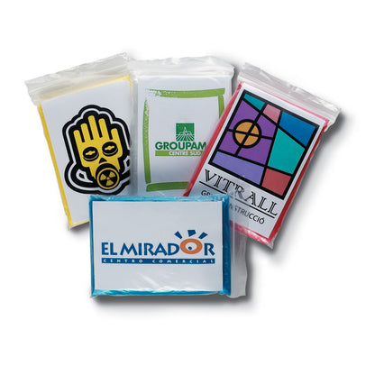 Impermeable de plástico transparente personalizado con lámina impresa a todo color