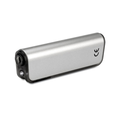 Set de herramientas portátil con luz LED y caja resistente de 10 cm de largo.