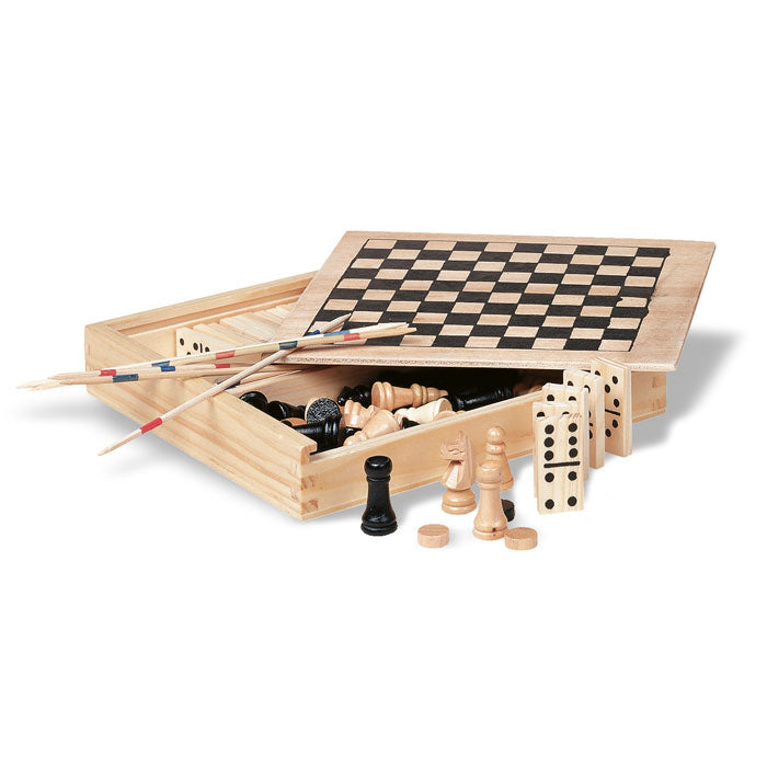 TRIKES - 4 juegos en caja de madera - Regalos Corporativos Personalizados · Clap Comunicacion