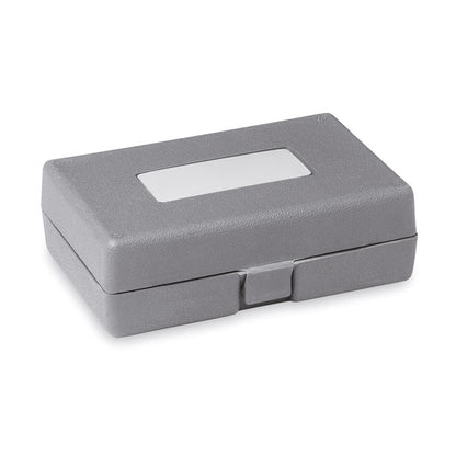 Caja gris de herramientas