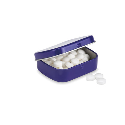 Caja abierta azul con caramelos de menta