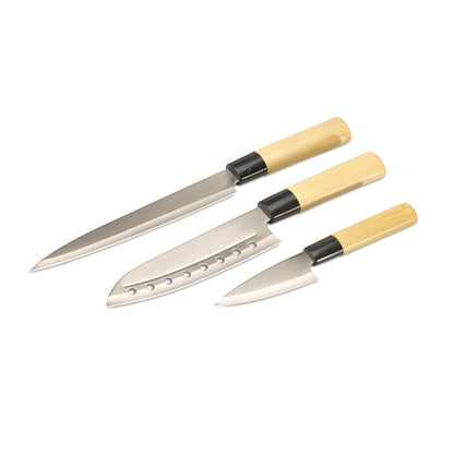 Cuchillos estilo japonés para cocina profesional con empuñadura ergonómica y diseño elegante.