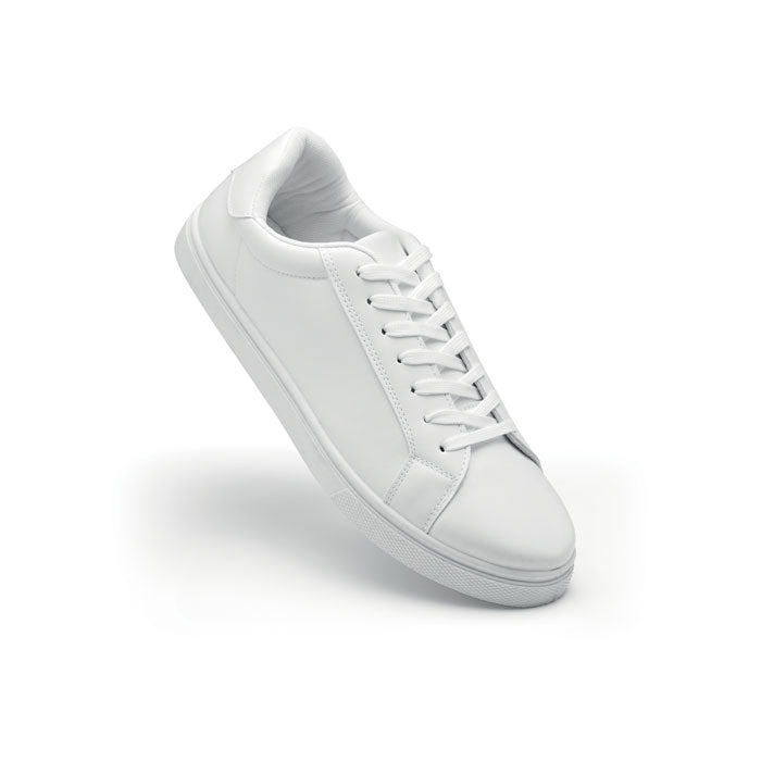 BLANCOS - Zapatillas en PU 43 - Regalos Corporativos Personalizados · Clap Comunicacion