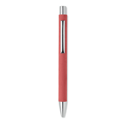 Bolígrafo de cartón rojo personalizado con un logotipo en color blanco en el cuerpo del bolígrafo