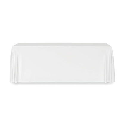 Vista frontal de mantel blanco sobre mesa rectangular