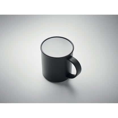 Vista superior de taza de plástico vintage color negro
