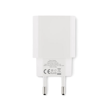 Cargador USB Tipo C de pared con tecnología de carga eficiente.