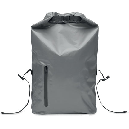 Mochila gris con cierre enrrollable con mosquetones tipo saco 