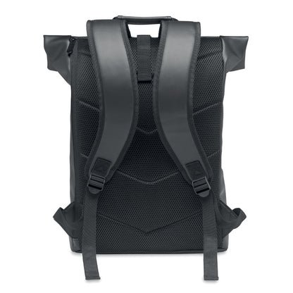 Asas ajustables y parte trasera de mochila negra con cierre rolltop