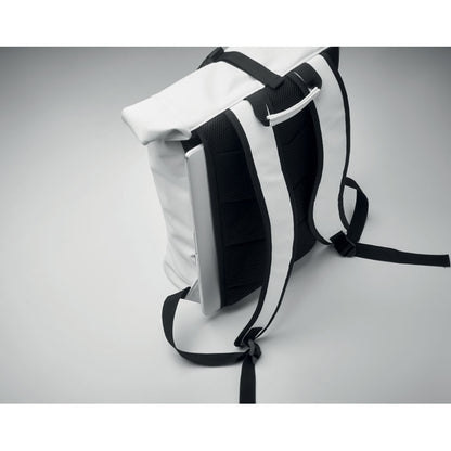 Mochila con cierre enrollable blanca con detalles en color negro
