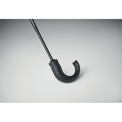 Detalle de mango curvado de paraguas