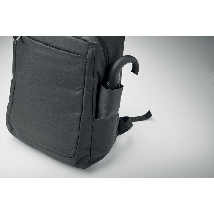 Mochila trolley RPET 600D en color negro con bolsillo lateral para paraguas, diseño práctico y funcional.
