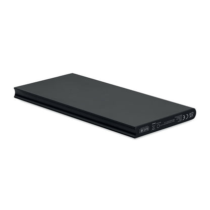 vista trasera de powerbank rectangular de aluminio negro con sello CE e información legal