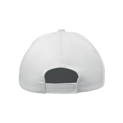Detalle del cierre ajustable de velcro en gorra infantil
