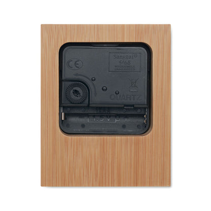 parte trasera de reloj de sobremesa de madera
