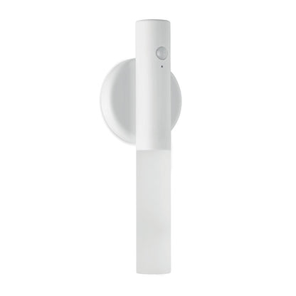 Linterna compacta con sensor, recargable y con soporte magnético adaptable