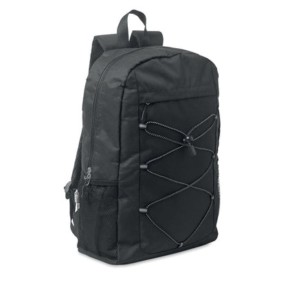 Mochila negra de poliéster  conn cordón decorativo blanco y negro,  bolsillo frontal con cremallera y bolsillos laterales  de malla 