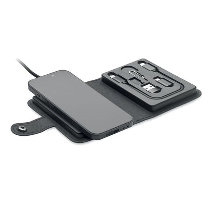 Estuche con cables y conexiones para móvil