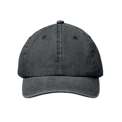 parte frontal de gorra negra con tejido desgastado