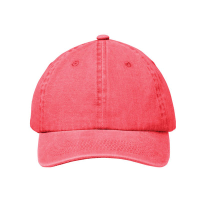 parte frontal de gorra roja con tejido desgastado