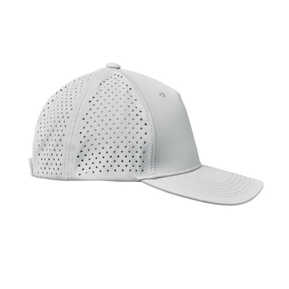 Lateral de Gorra de 5 paneles con tejido perforado. Blanca