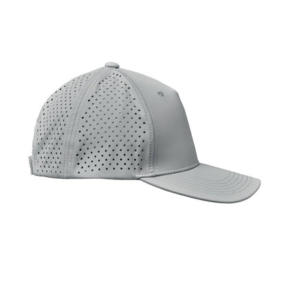 Lateral de Gorra de 5 paneles con tejido perforado. gris