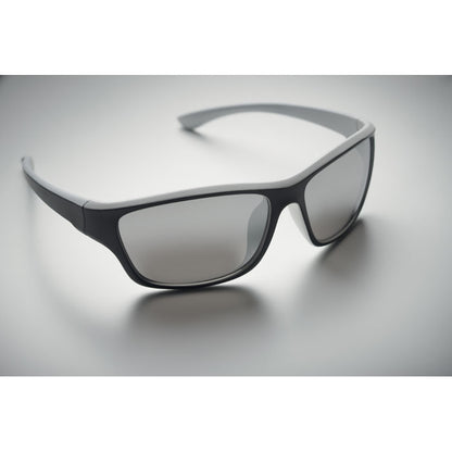 Visa superior lateral de gafas estilo deportivas blancas y rojas fondo gris