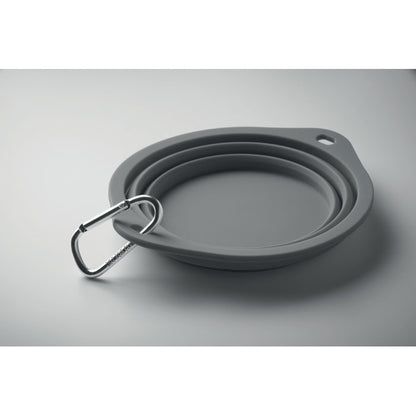 Vista superior de bebedero o comedero gris portátil para mascotas