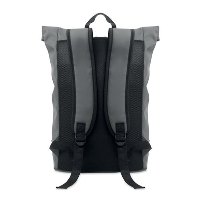 Espalda y asas acolchadas de mochila gris 