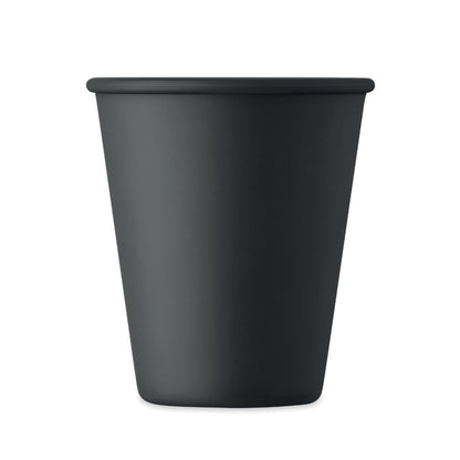Vista frontal de vaso reutilizable negro
