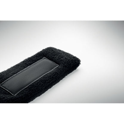 Detalle de parche para logo de cinta elástica de cabeza