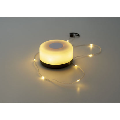 Lus led encendida con cuerda