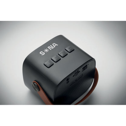 Altavoz cuadrado personalizado con logotipo en parte superior