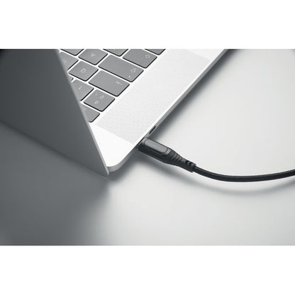 Portátil con  cable de carga y datos negro tipo C y logo impreso