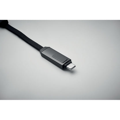 Detalle de cable de conexión de llavero