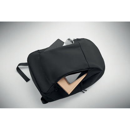 Mochila con varios compartimentos exteriores