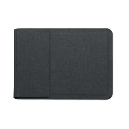 Vista trasera de funda de portátil gris de fieltro
