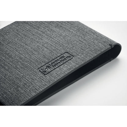 Cartera de hombre con espacio para tarjetas y ventana transparente