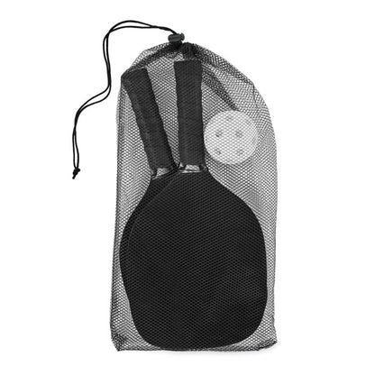 2 palas negras y pelota de pickleball en bolsa de red