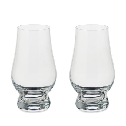 Dos vasos de licor de cristal