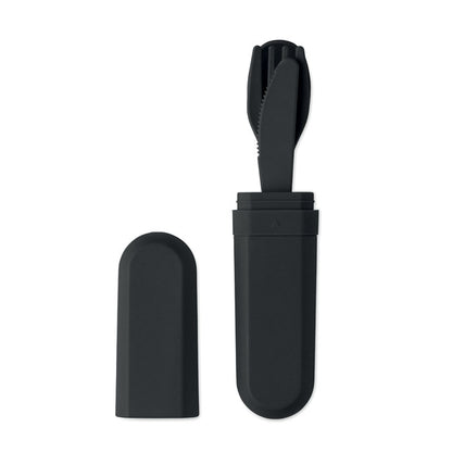 Set de cubiertos negros metidos en funda