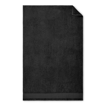 Toalla negra vista frontal extendida