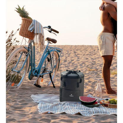 Mochila nevera utilizada en entorno de playa