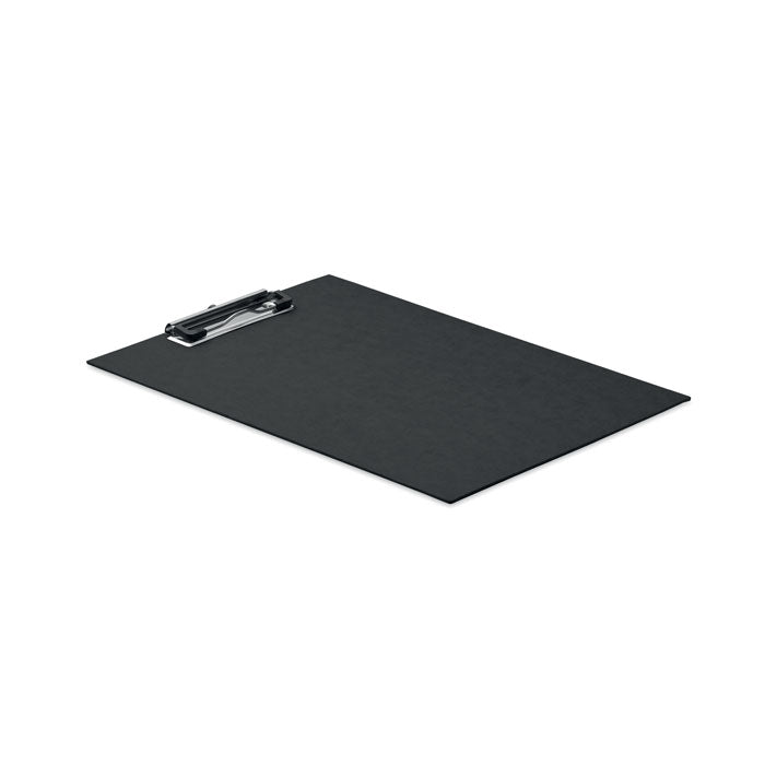 Portapapeles de cartón A4 negro con clip de hierro plateado, vista lateral, ideal para oficina o colegio