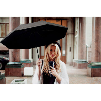 Caja de regalo negra cerrada