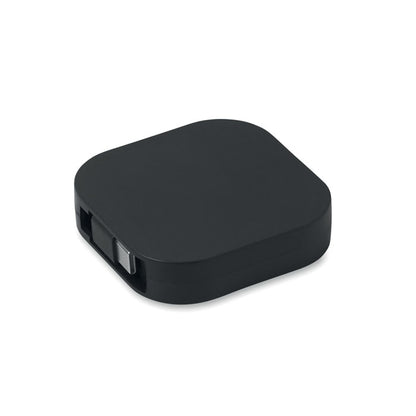 Cable retráctil negro cerrado